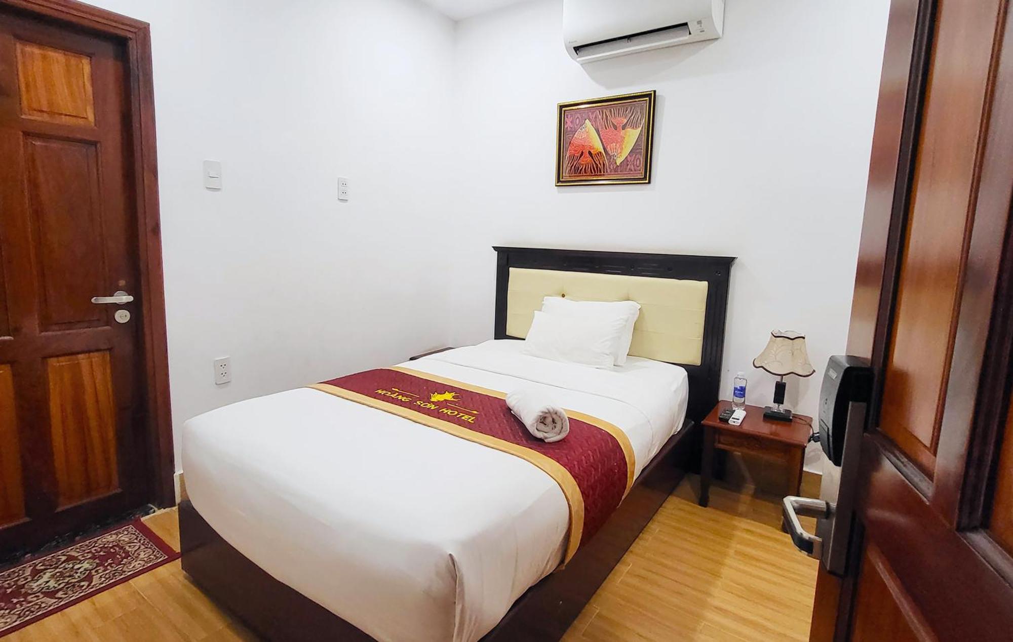 Hoang Son Hotel - Кантхо Экстерьер фото